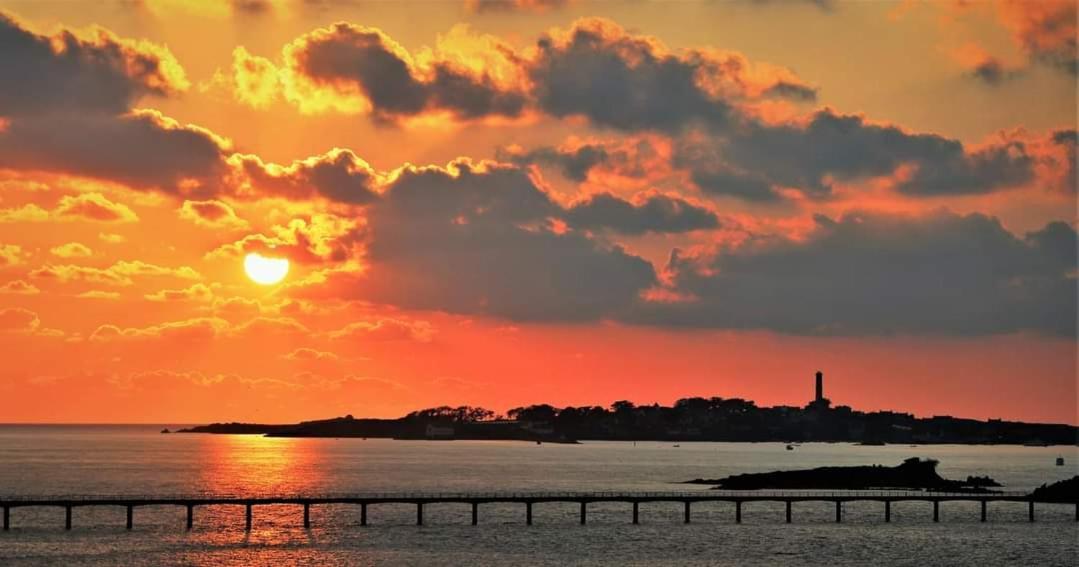 Ty Gai - Roscoff Villa Bagian luar foto